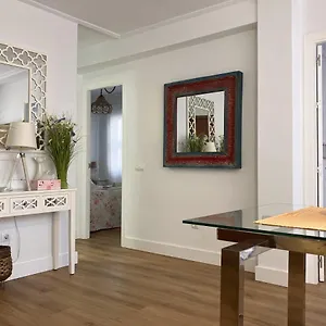 apartamento-calle-teodosio.es-andalucia.com/